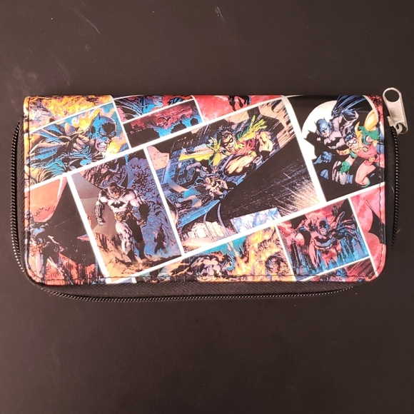 *LAST CHANCE* Batman Wallet - Picture 3 of 7